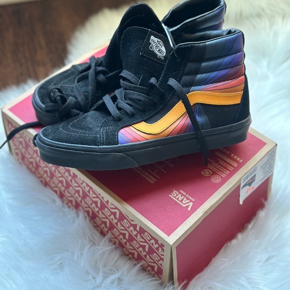 NWT • Vans • SK8 HI Reissue • Black + Rainbow • Size Women’s 7.5 - Picture 13 of 16